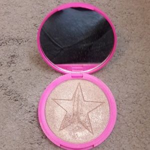 Jeffree Star Siberian Gold highlighter